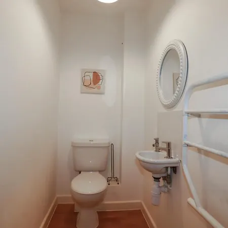 Holiday home Treburgett *